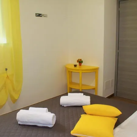 Pacific Hill Апартаменты